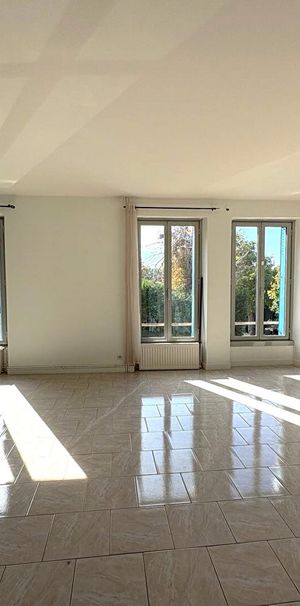 Location Appartement 3 pièces 93m² - Photo 1