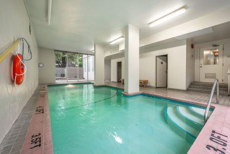 Connaught Apartments - Photo 4