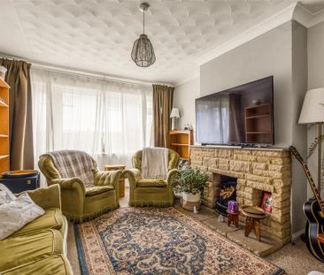 2 bedroom semi-detached bungalow to rent - Photo 1