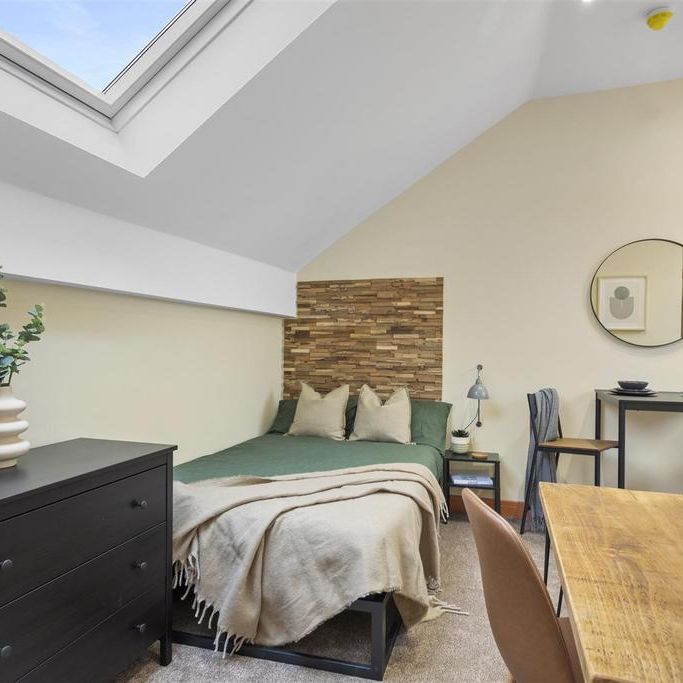 Studio to rent - Photo 1
