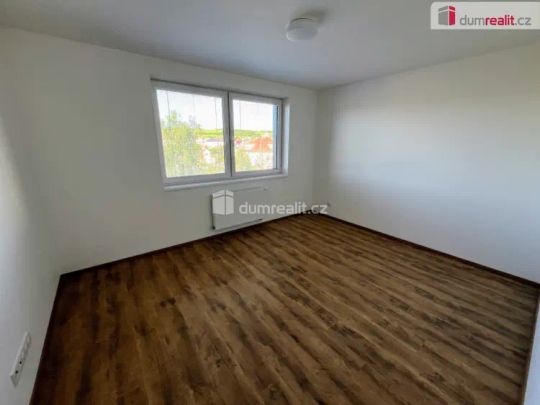 Pronájem bytu 2+kk o výměře 43 m - Photo 1