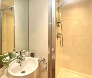 Church Street East, Woking - 2 bedrooms Property for lettings - Sey... - Photo 1