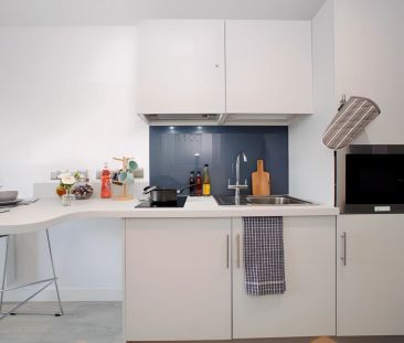 Bronze Studio - Photo 5