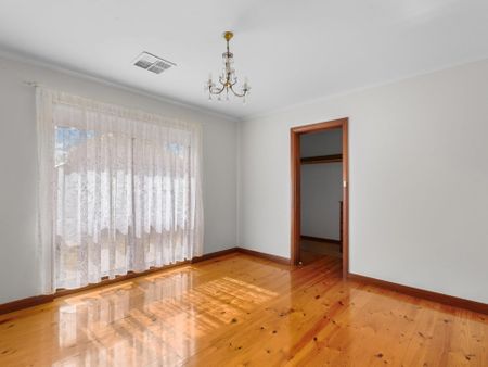 28 Mitchell Street, Glengowrie - Photo 2