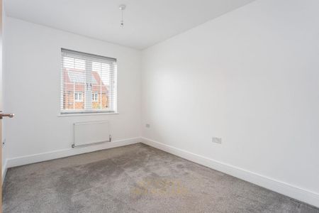3 bedroom terraced house to rent - Photo 3