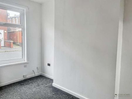 Fielden Street, Chorley, PR6 - Photo 2