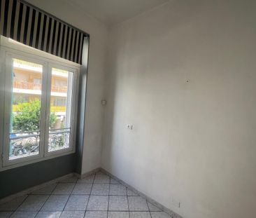 LOCATION VIDE à L'ANNEE Menton Centre Ville T4 98 m2 - - Photo 3