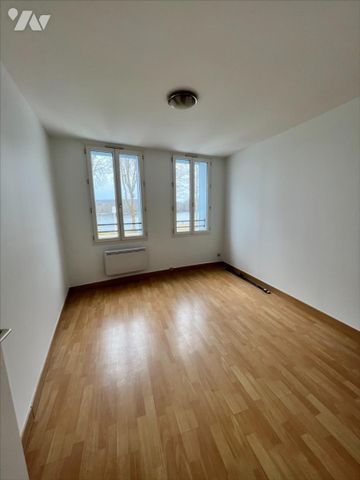 A LOUER OISSEL MAISON DE VILLE F3 - Photo 2