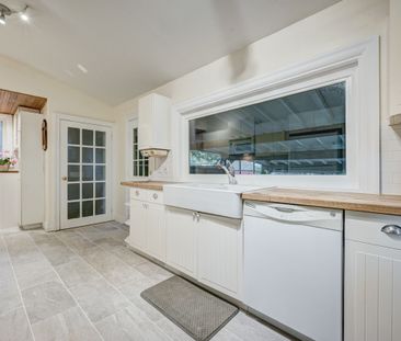 For Lease - 2174 New Street, Burlington, Ontario - Photo 5