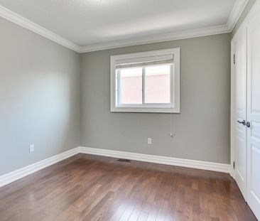 For Lease - 38 Milkweed Crescent Unit# Upper, Brampton, Ontario - Photo 6