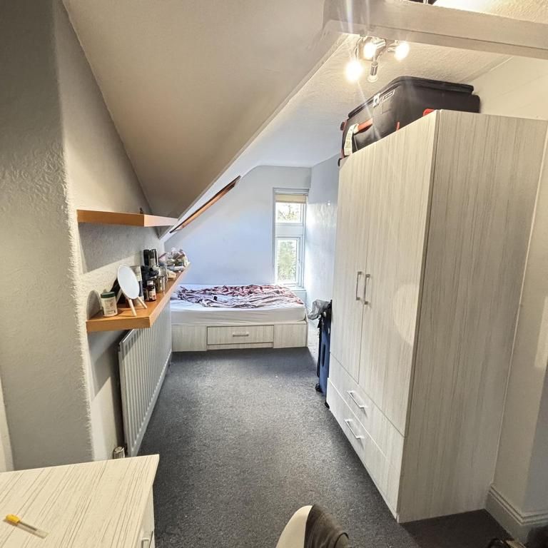 4 bedroom house to rent - Photo 1