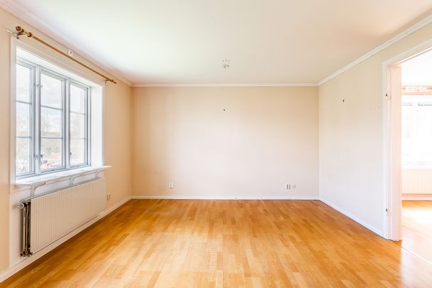 Hästhagsvägen, Almunge - Foto 1