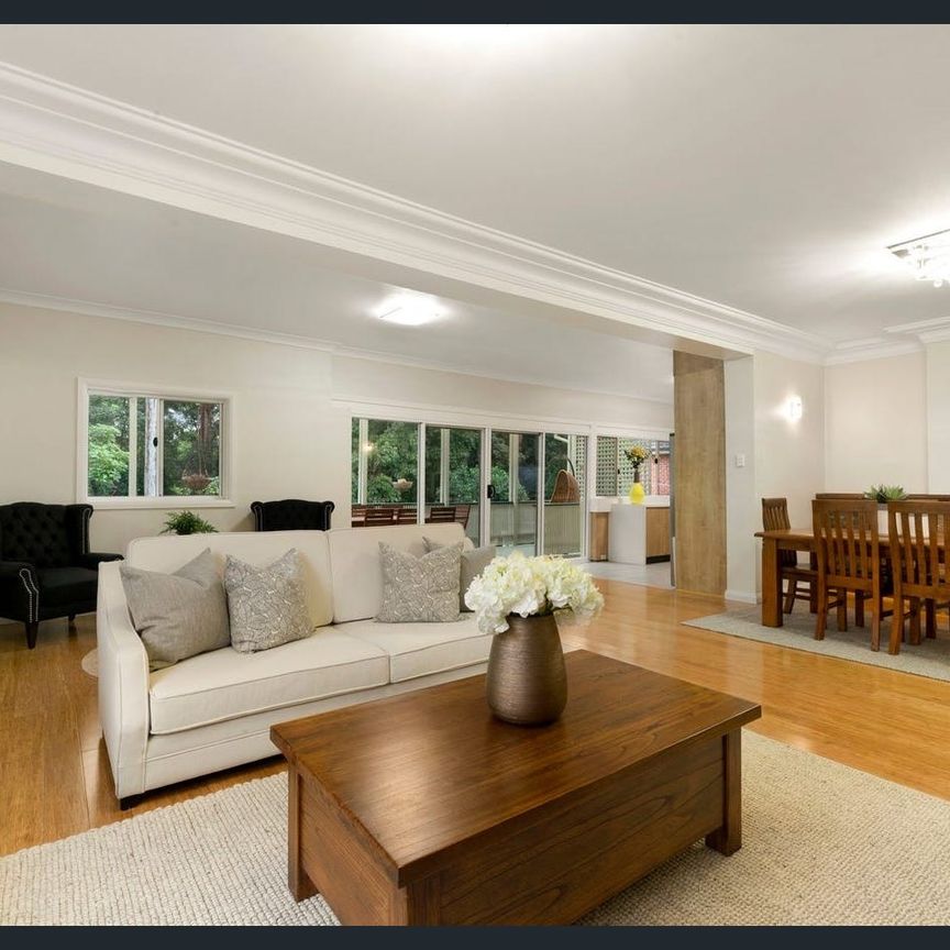 Spacious Family Home - Photo 1