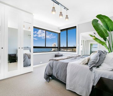 Modern One Bedroom Apartment with Ocean Views! - Photo 1