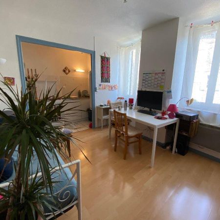 Location appartement rénové 2 pièces 40.3 m² à Die (26150) 4 - Photo 3