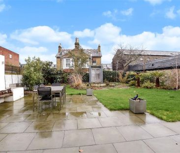 Mortlake Road, Kew, Richmond, Surrey, TW9 - Photo 1