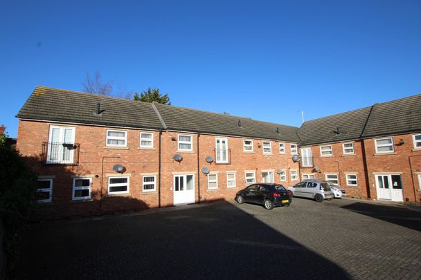 Dayton Street, Rushden, Northamptonshire - Photo 1