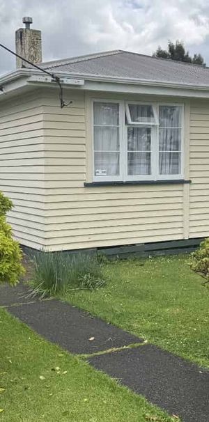 Charming Character Home in Te Kamo - Photo 1