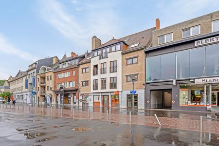 Zeer ruim appartement met 3 slaapkamer en zicht op markt - Foto 5