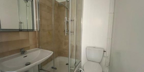 Location Appartement 1 pièce 20m² CAMBRAI 59400 - Photo 3