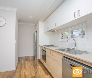 FURNISHED MODERN MAYLANDS APARTMENT - Photo 2