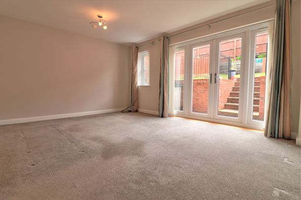 3 bedroom mid terraced house to rent - Photo 1