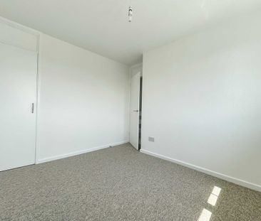 Kestrel Close, East Wittering - Photo 6