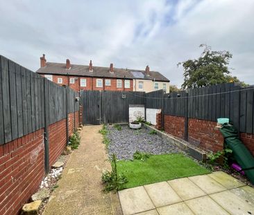 2 bedroom House To Let - Photo 3