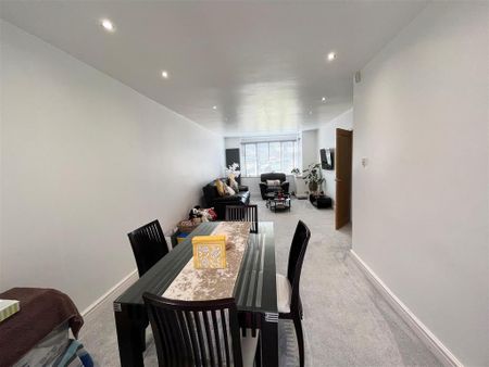 3 bedroom house to rent - Photo 3