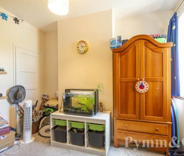 3 bedroom terraced house to rent - Photo 3