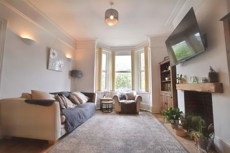 3 bedroom terraced house to rent - Photo 2