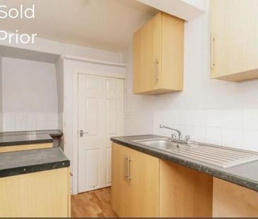 2 bedroom cottage to rent - Photo 2