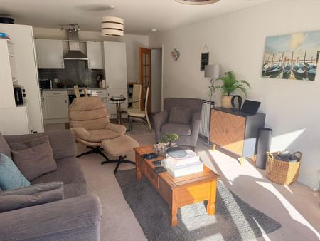 2 bedroom apartment to rent - Photo 3