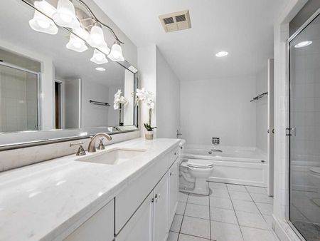 For Lease - 44 St Joseph Street Unit# Sph2707, Toronto, Ontario - Photo 3