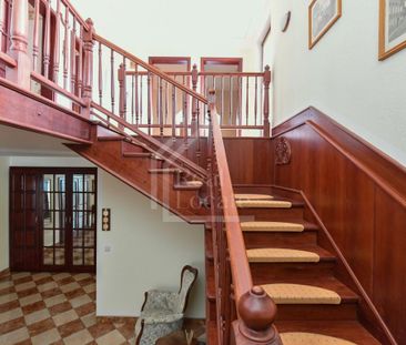 Pronájem domu 310 m2 - Fotografie 2