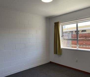 Available now - Parkvale Brand new Kitchen and Bathroom / Laundry - Photo 3