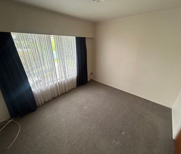 Glenfield, 2/16A Diana Drive - Photo 3