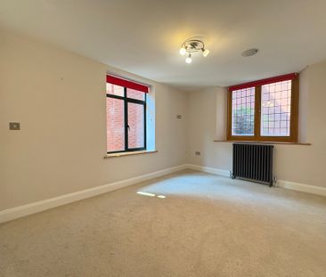 2 bed apartment to rent in Court, Hereford, HR4 - Photo 5