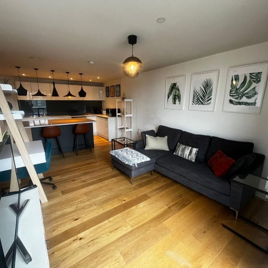 1 bedroom Flat To Let - Photo 1