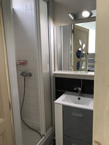 Location Appartement 2 pièces 46m² ORLEANS 45000 - Photo 4