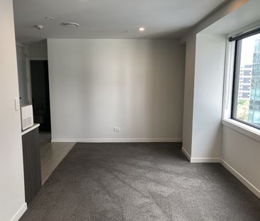 504/7 Scotia Place, City Centre - Photo 2