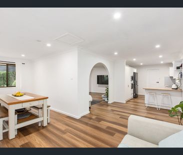 3 BEDROOMS | 1 BATHROOMS | 1 CARPORT - Photo 3