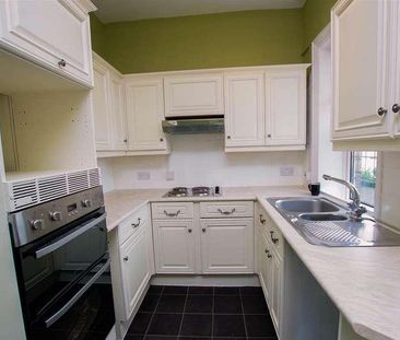 Booth Royd, Idle, BD10 - Photo 2