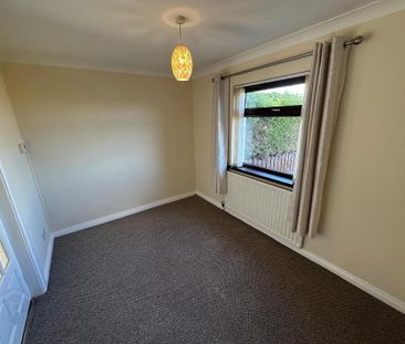 46 Lynn Avenue, Dromore, BT25 1PZ - Photo 1