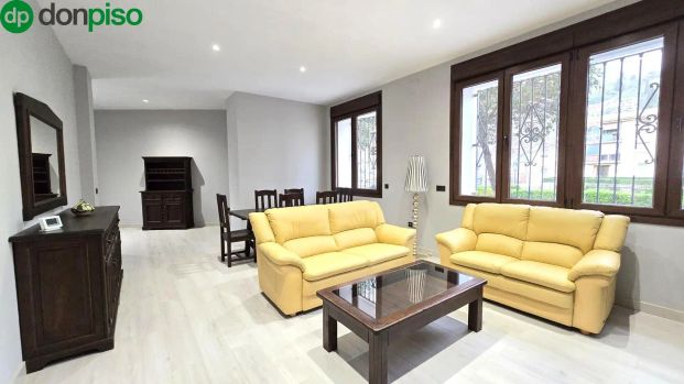 Planta baja de alquiler en Plaza del Duque de San Pedro de Galatino, 8, Crta. De la Sierra - Photo 1