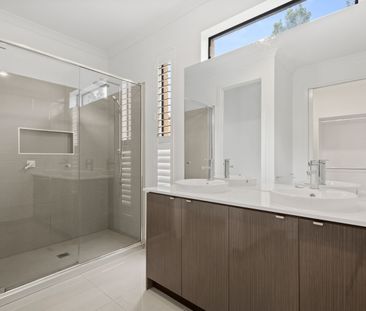 Stunning 4-Bedroom Home in Mickleham - Photo 6