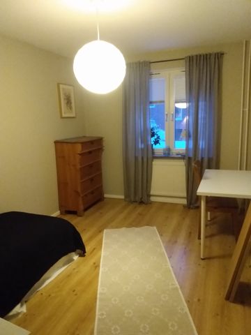 Solståndsgatan, Göteborg - Photo 2