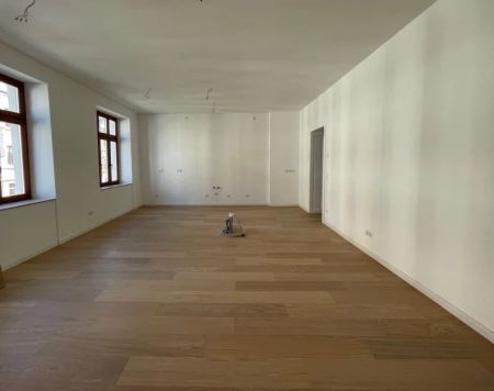 Hochwertiger Erstbezug - Helle 4 Raumwohnung mit 2 Bäder - Photo 2