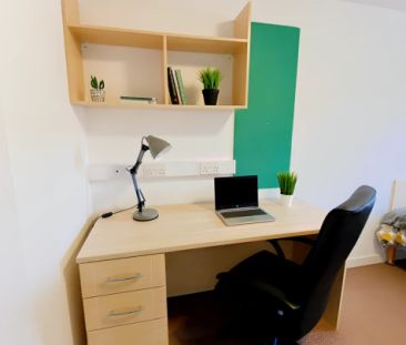 4-6 Bedroom En-suite - Photo 3