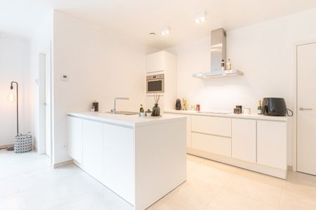 Mooi afgewerkt gelijkvloers appartement met terras. - foto 5
